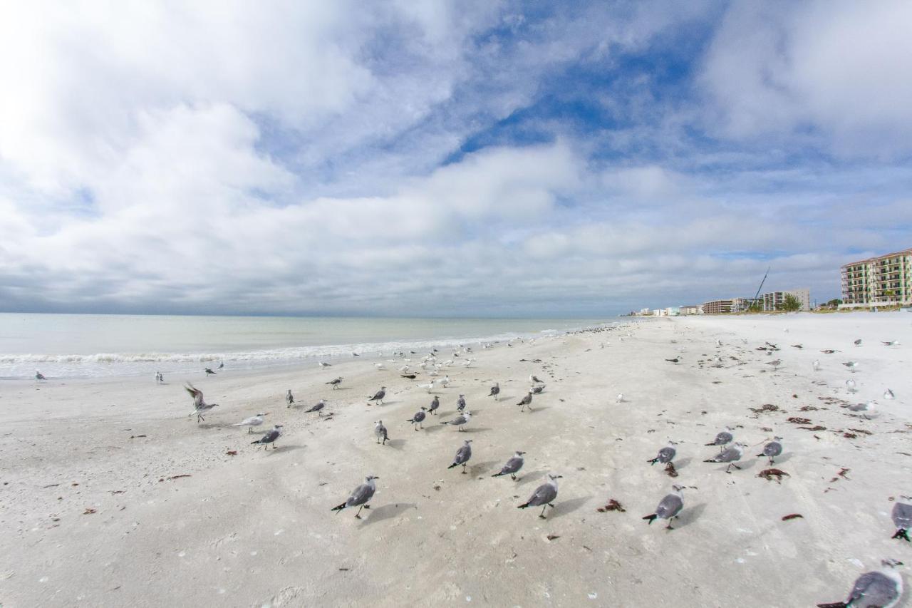#502 Beach Place Condos - Nightly Rental St. Pete Beach Bagian luar foto